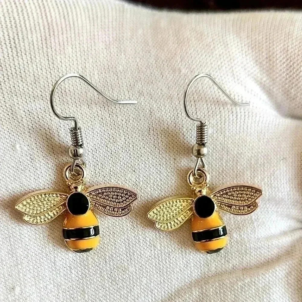 Honey Bee hot cute sexy Shine Earring